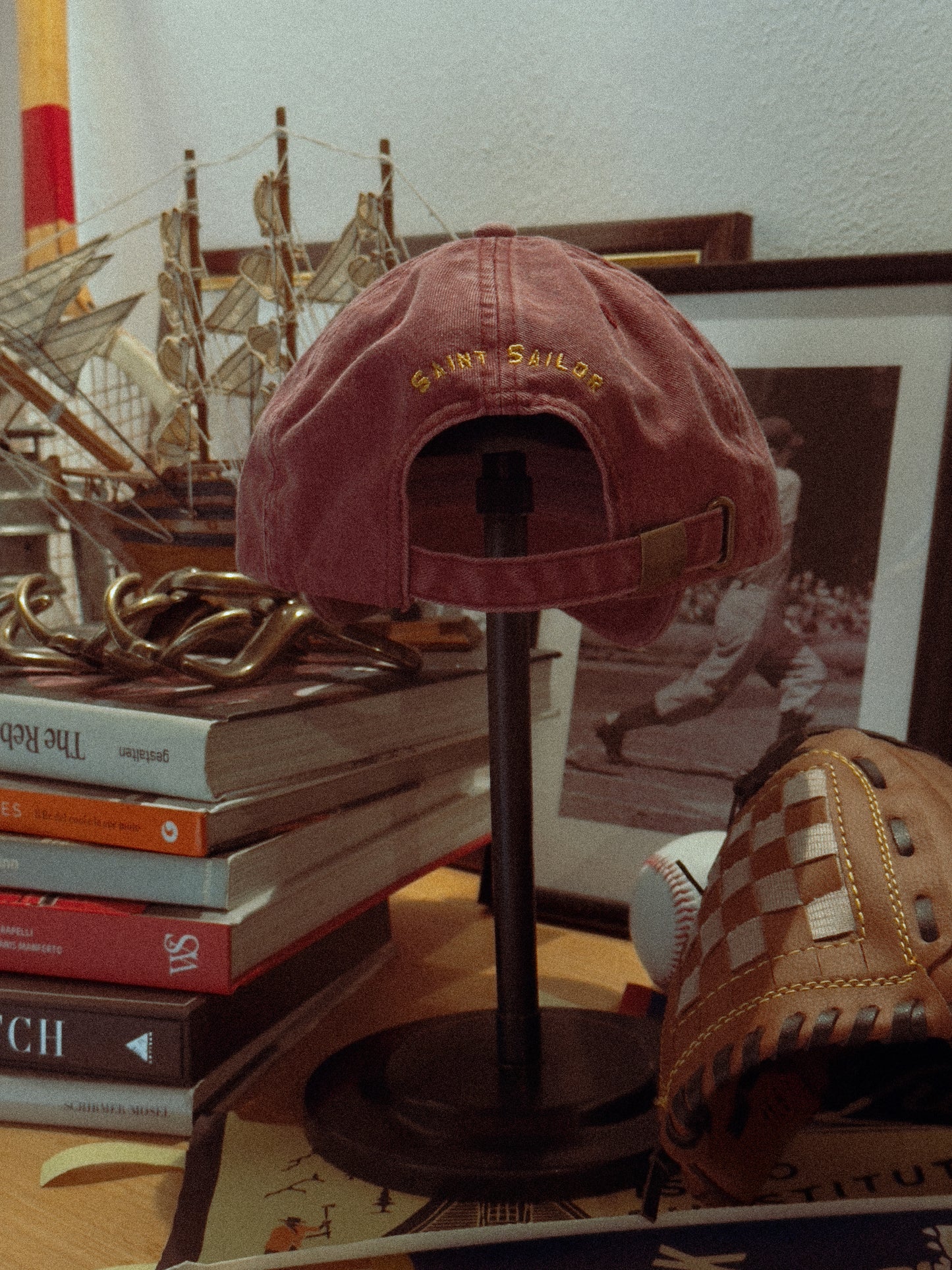 "Preppy" Cap vintage red